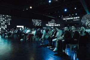 Data Talks 2026: Integrarea agenţilor AI în activitatea companiilor aduce oportunităţi şi provocări